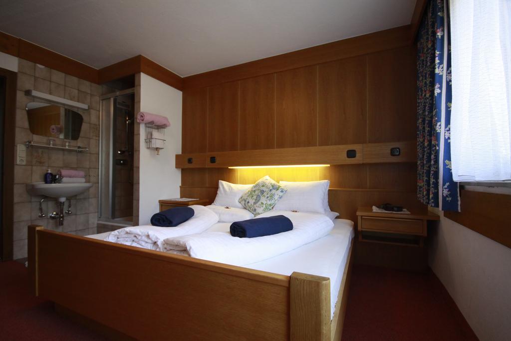 Privatzimmer Kammerlander Neukirchen am Großvenediger Habitación foto