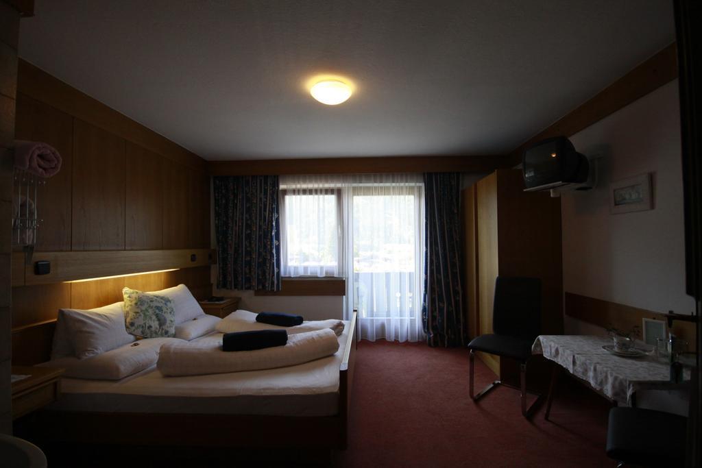 Privatzimmer Kammerlander Neukirchen am Großvenediger Habitación foto