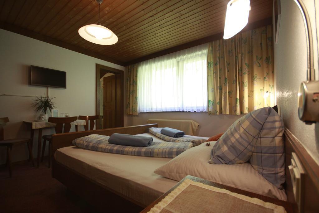 Privatzimmer Kammerlander Neukirchen am Großvenediger Habitación foto