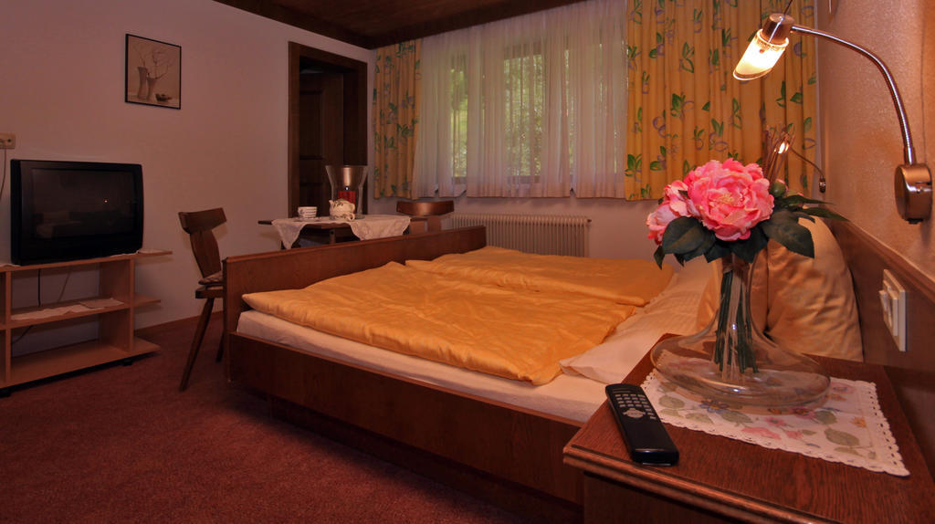 Privatzimmer Kammerlander Neukirchen am Großvenediger Habitación foto
